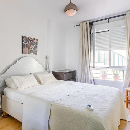 Colours Apartment And Garage Historical Center 4 Pax Sevilla Dış mekan fotoğraf