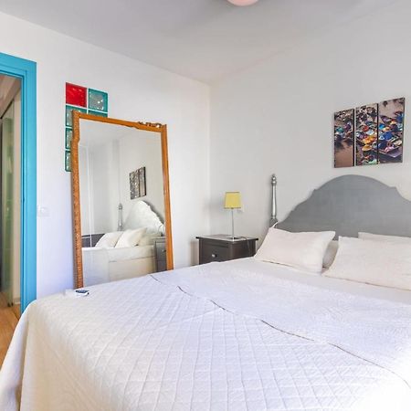 Colours Apartment And Garage Historical Center 4 Pax Sevilla Dış mekan fotoğraf
