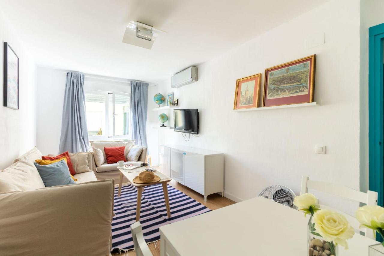 Colours Apartment And Garage Historical Center 4 Pax Sevilla Dış mekan fotoğraf