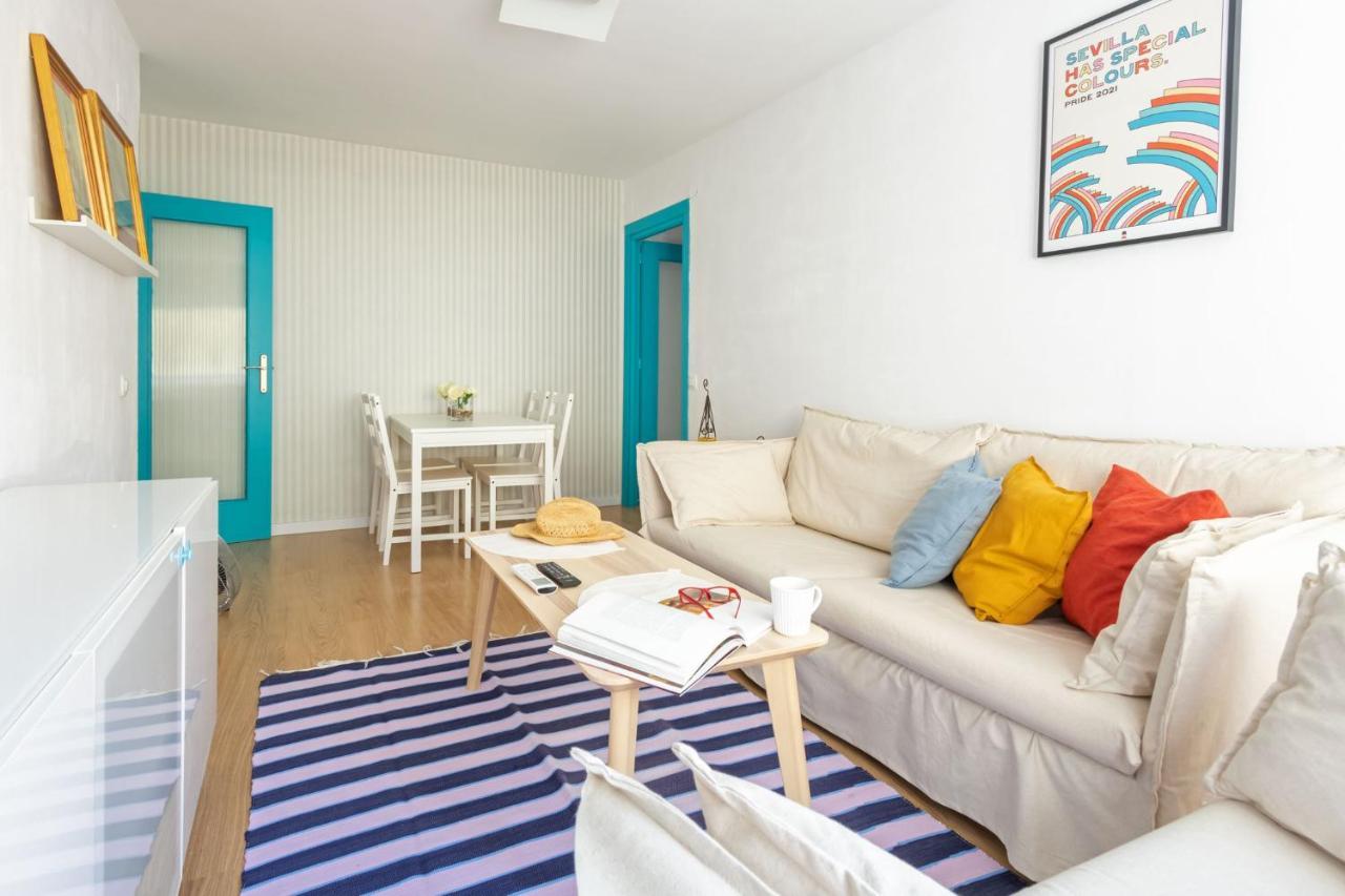 Colours Apartment And Garage Historical Center 4 Pax Sevilla Dış mekan fotoğraf