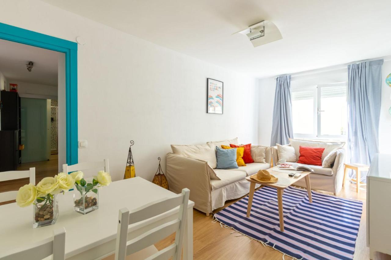 Colours Apartment And Garage Historical Center 4 Pax Sevilla Dış mekan fotoğraf